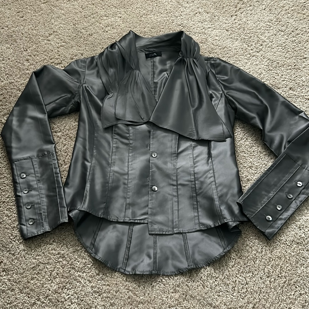 Elegant 100% silk Zapa shirt from France